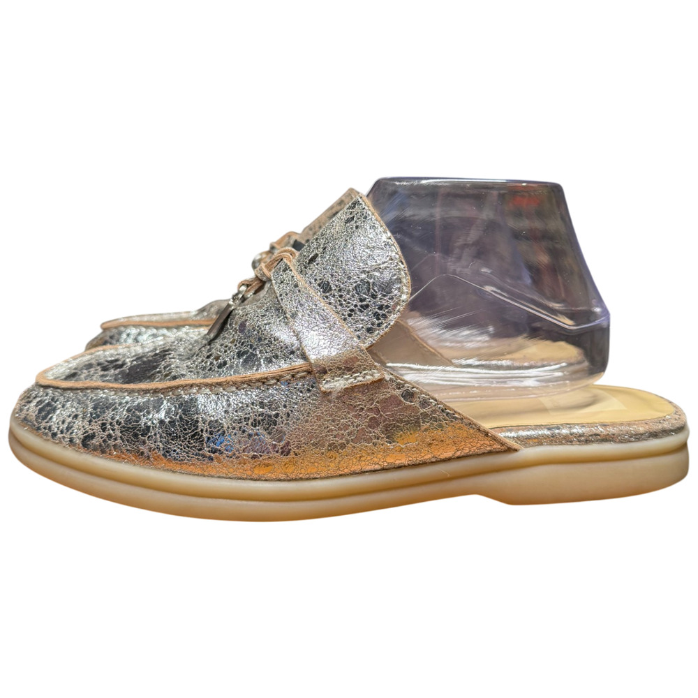 DOLCE VITA Lasail Women 's 9 Mule Silver Metallic Slip On Shoes Flats Charm